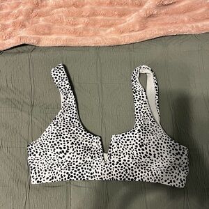 Elegant Black and White Spotted Women's bikini top